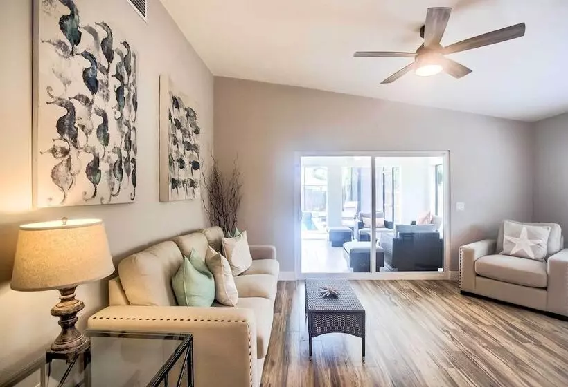 Naples Home W/ Lanai & Pool Near Vanderbilt Beach!