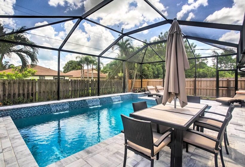 Naples Home W/ Lanai & Pool Near Vanderbilt Beach!