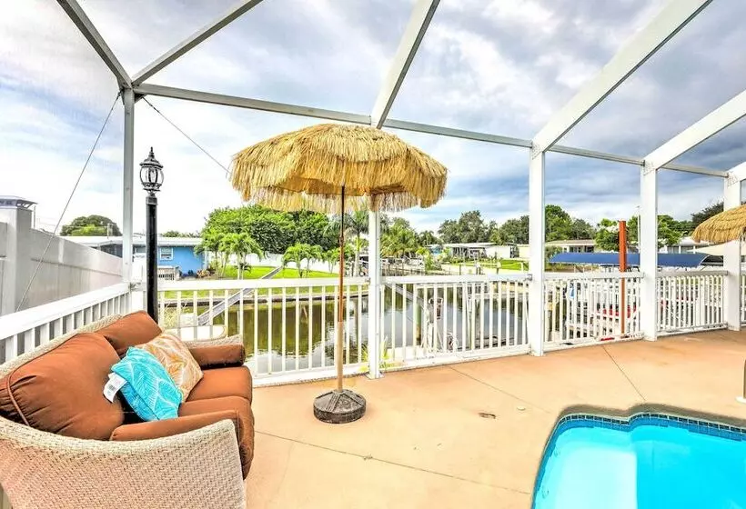 Ocean Breeze Oasis  W/ Boat Dock & Slip On Canal!