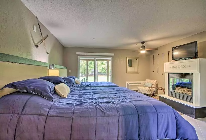 Deck + Fire Pit: Margaritaville Resort Home!