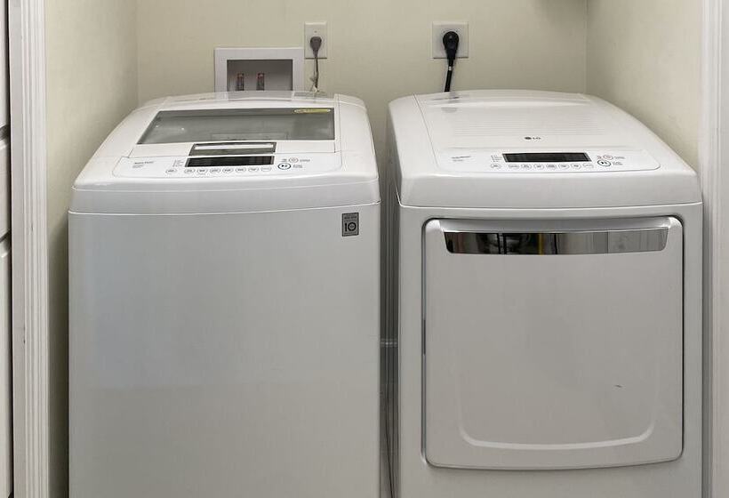 Walk To Rainbow River: Peaceful Home In Dunnellon