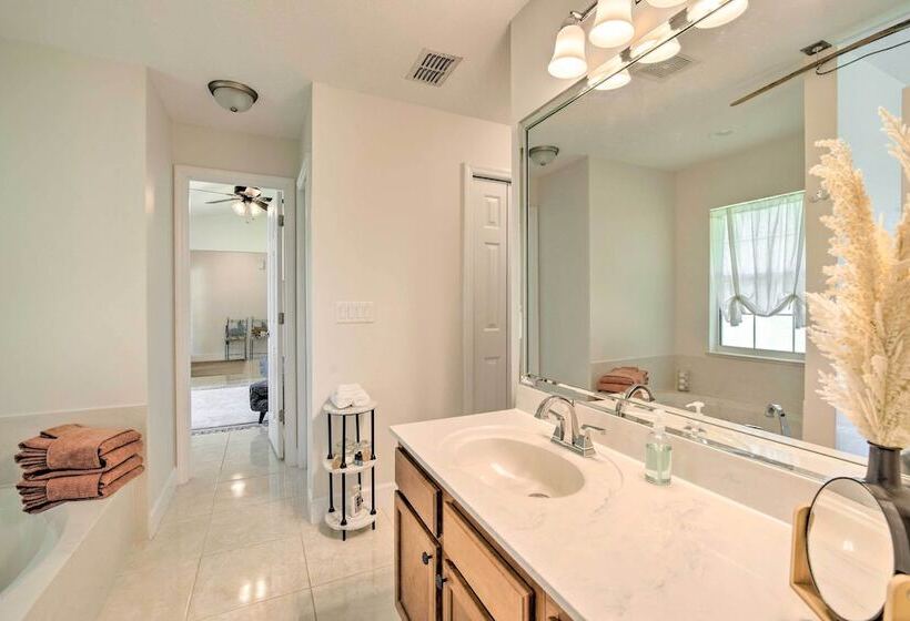 Walk To Rainbow River: Peaceful Home In Dunnellon