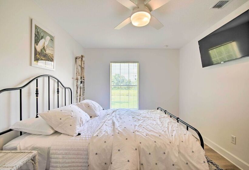 Walk To Rainbow River: Peaceful Home In Dunnellon