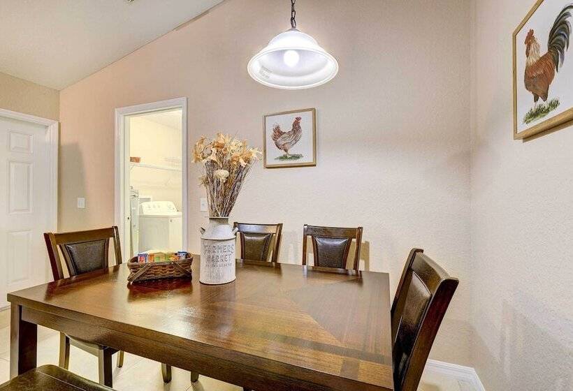 Pet Friendly Ocala Vacation Rental!