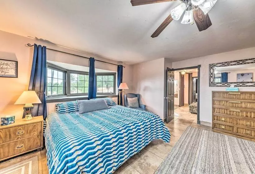 Casa Ruidoso Cabin: Hot Tub, Views & Pool Table!