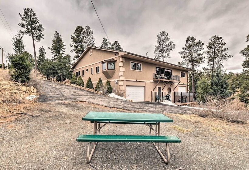 Casa Ruidoso Cabin: Hot Tub, Views & Pool Table!