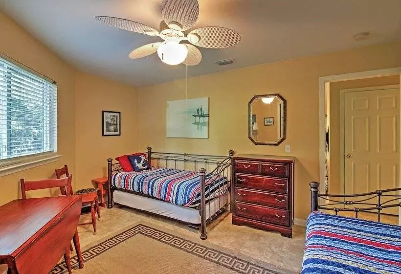 Santa Rosa Beach Bungalow 5 Mi To The Gulf Shore!