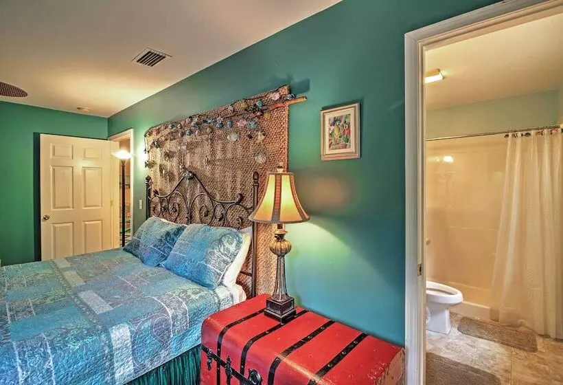 Santa Rosa Beach Bungalow 5 Mi To The Gulf Shore!