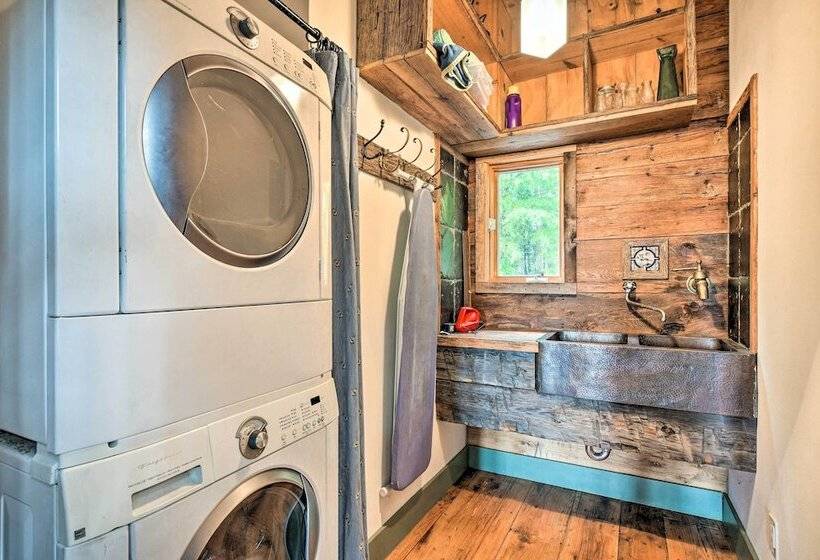 Views & Trails: Horse Farm Home In Campobello!