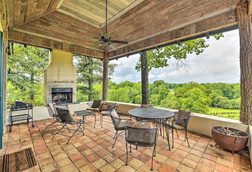 Views & Trails: Horse Farm Home In Campobello!