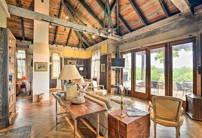 Views & Trails: Horse Farm Home In Campobello!