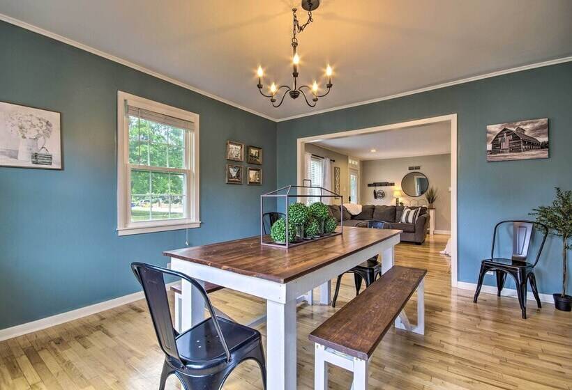 Sedalia Retreat W/ Spacious Yard & Fire Pit!