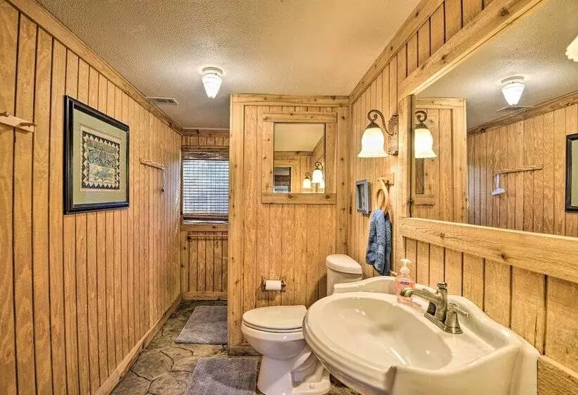 St Johns River Canal Home W/ Grill!