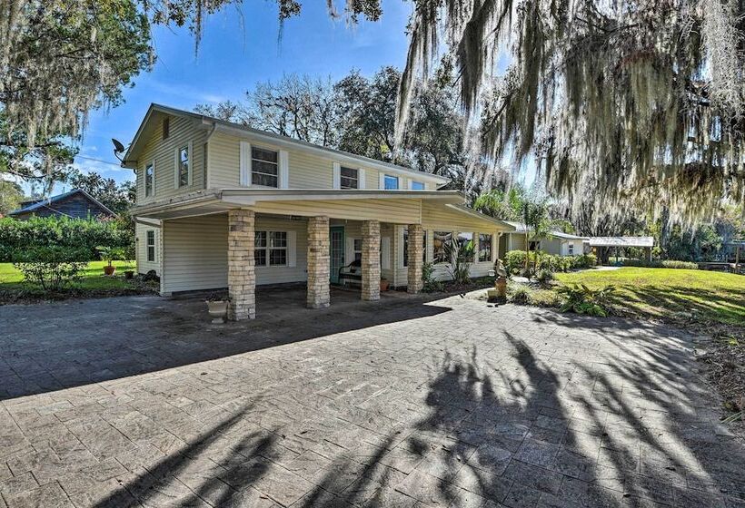 St Johns River Canal Home W/ Grill!
