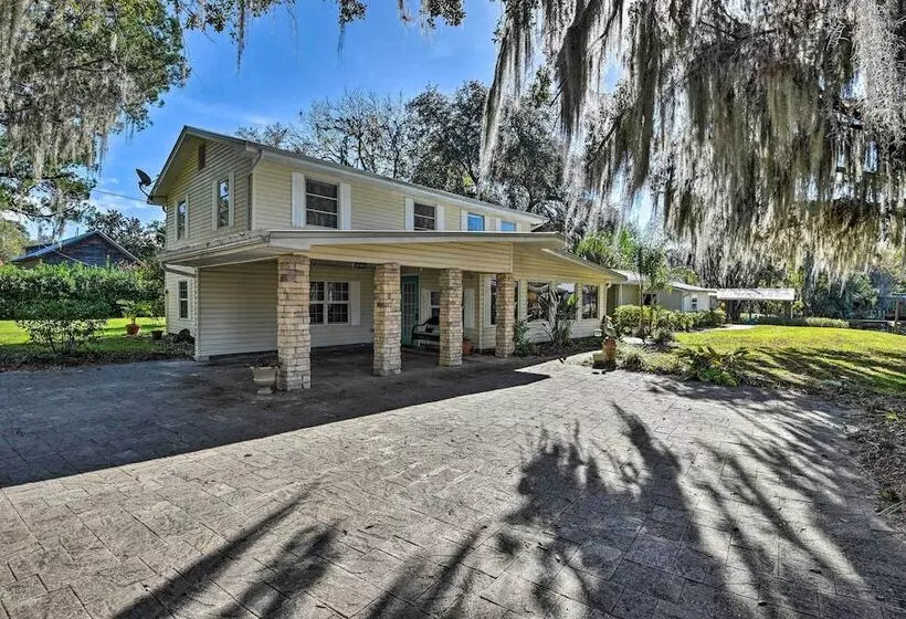 St Johns River Canal Home W/ Grill!