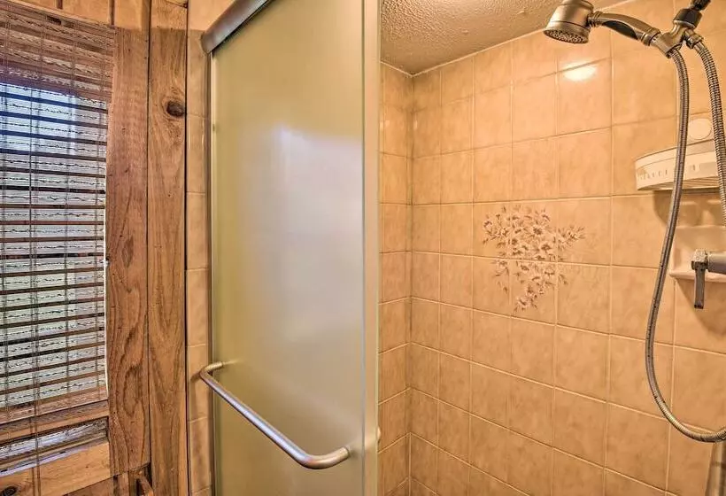 St Johns River Canal Home W/ Grill!