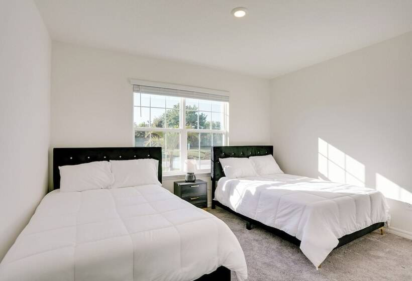 Stylish Port St Lucie Home ~ 12 Mi To Beach!