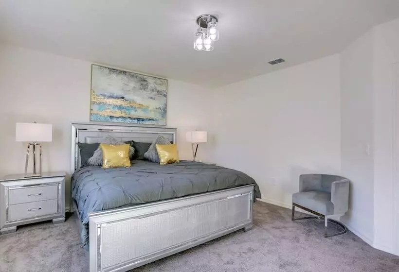 Stylish Port St Lucie Home ~ 12 Mi To Beach!