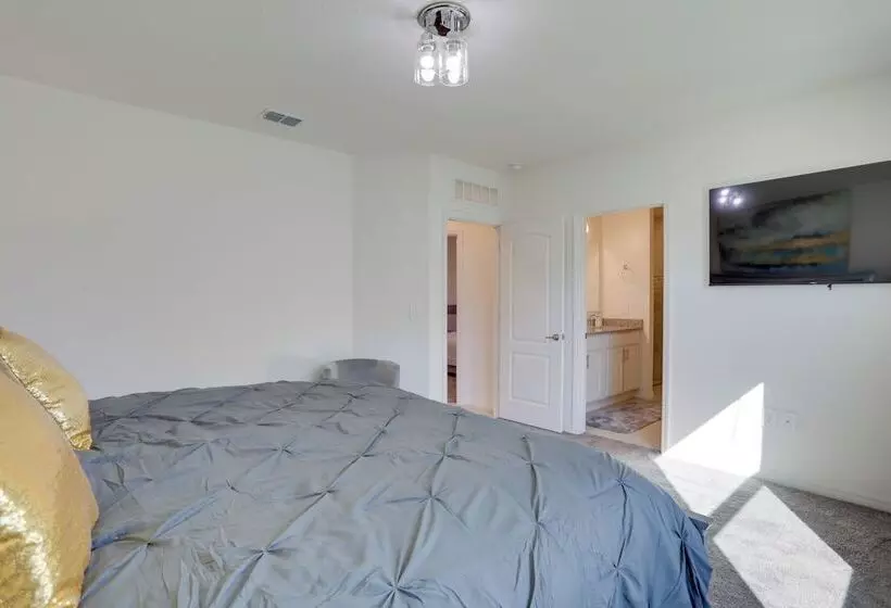 Stylish Port St Lucie Home ~ 12 Mi To Beach!