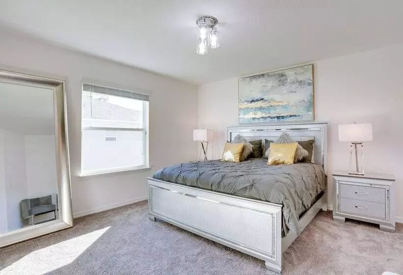 Stylish Port St Lucie Home ~ 12 Mi To Beach!