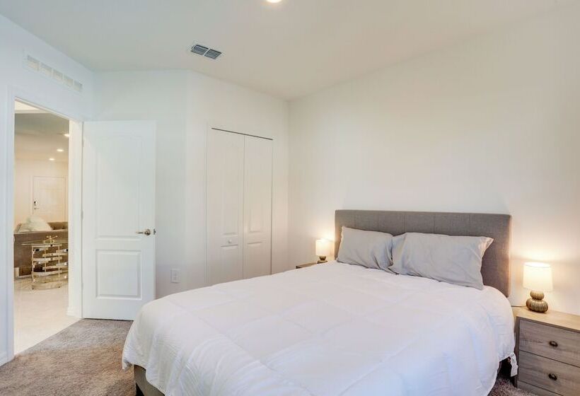 Stylish Port St Lucie Home ~ 12 Mi To Beach!