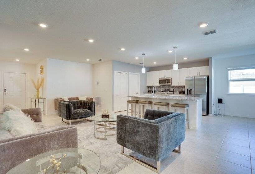 Stylish Port St Lucie Home ~ 12 Mi To Beach!