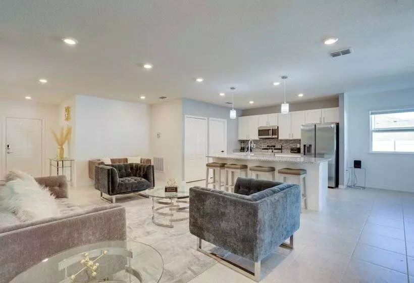 Stylish Port St Lucie Home ~ 12 Mi To Beach!