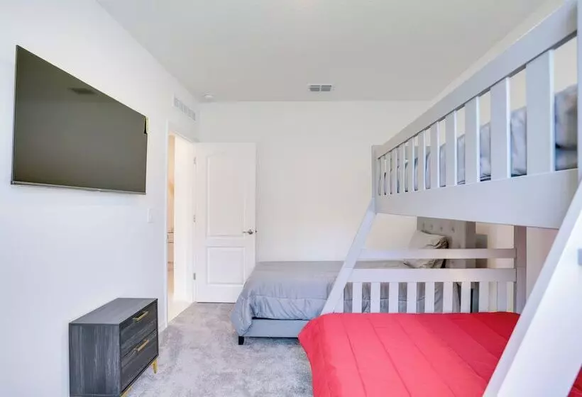 Stylish Port St Lucie Home ~ 12 Mi To Beach!