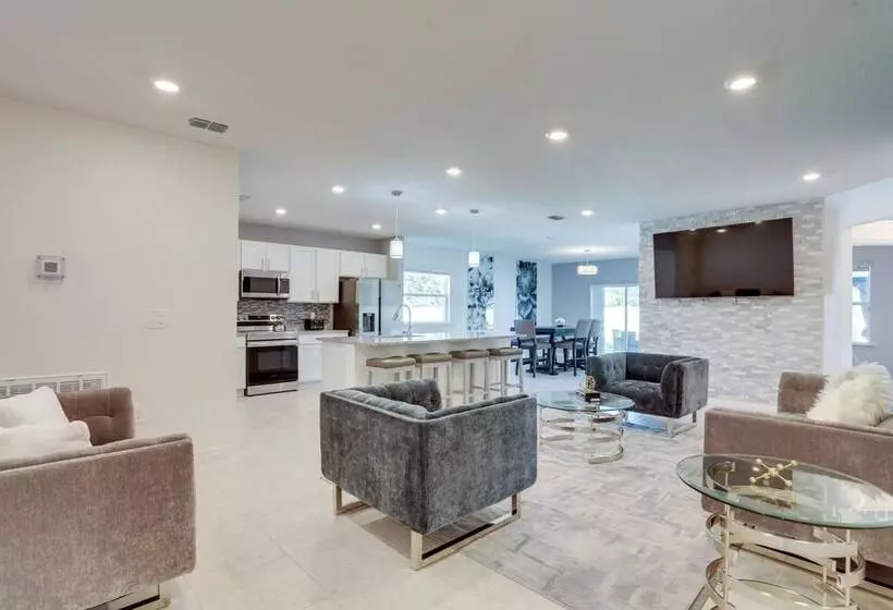 Stylish Port St Lucie Home ~ 12 Mi To Beach!