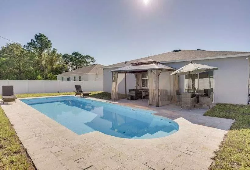 Stylish Port St Lucie Home ~ 12 Mi To Beach!
