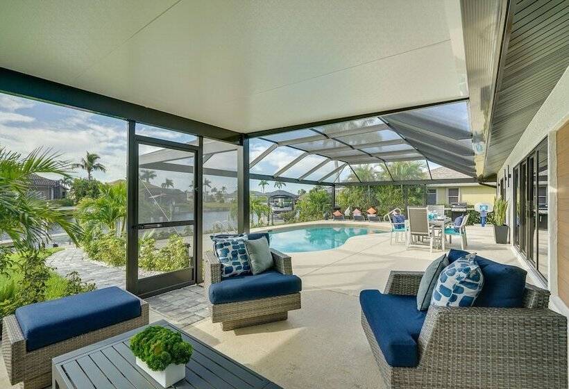 Private Pool: Modern Canalfront Home In Cape Coral