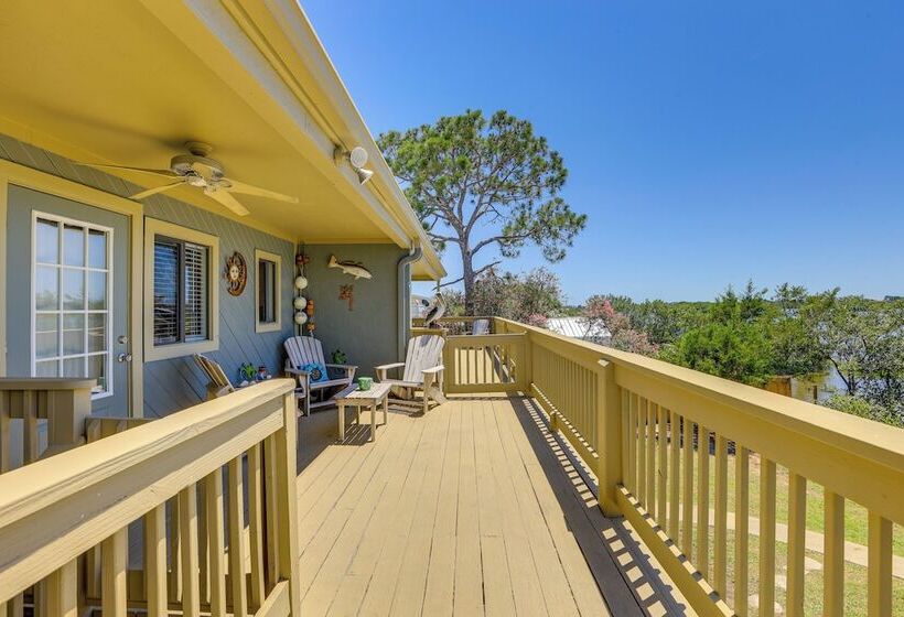 Waterfront Cedar Key Duplex Home: Grill & Dock!