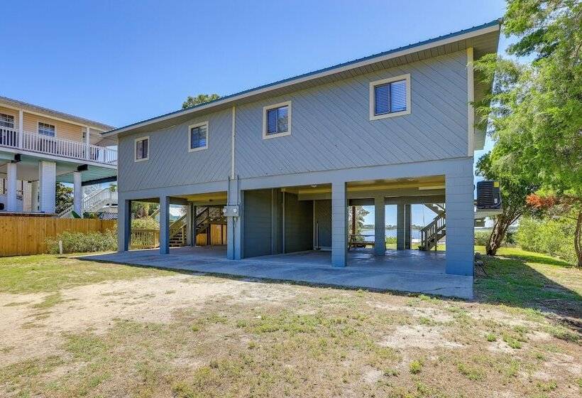 Waterfront Cedar Key Duplex Home: Grill & Dock!