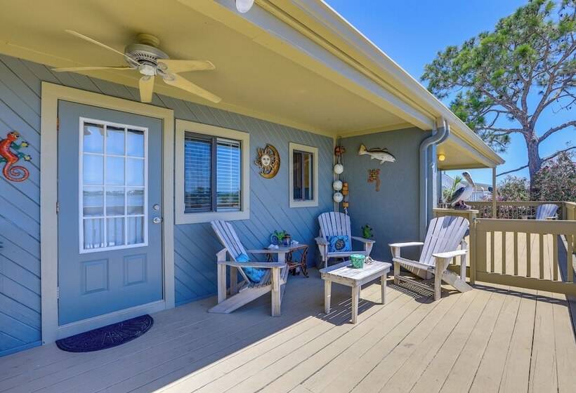 Waterfront Cedar Key Duplex Home: Grill & Dock!