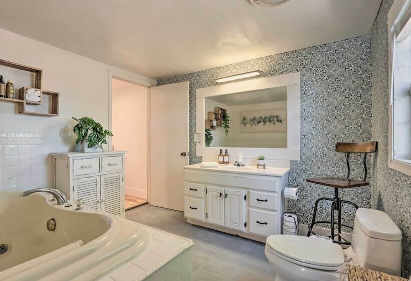 Waterfront Lake Ozark Home W/ Dock & Boat Slip!