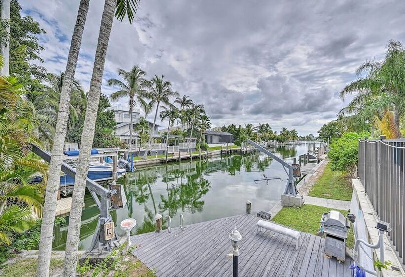 Waterfront Marco Island House With Shared Dock!