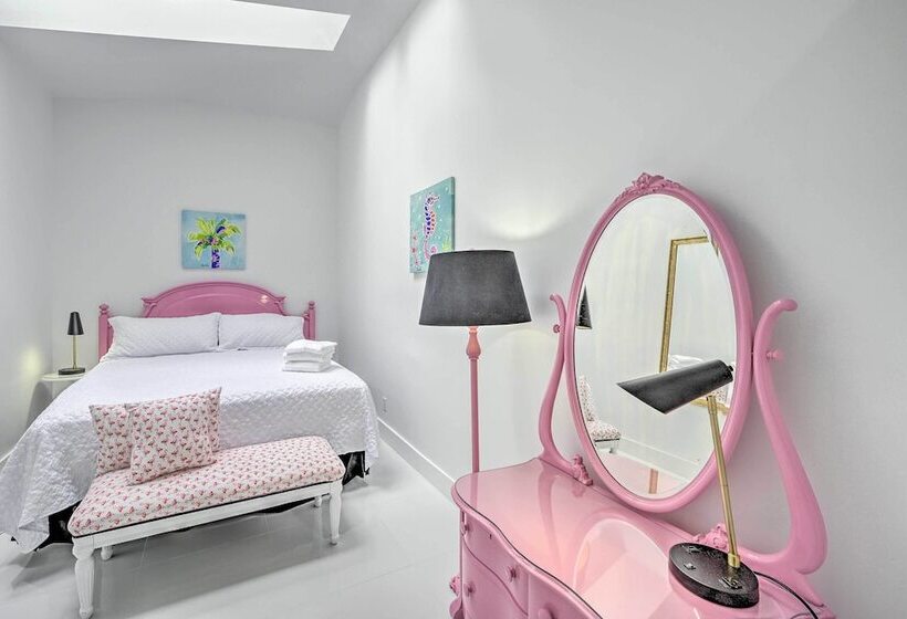 Waterfront Marco Island House With Shared Dock!