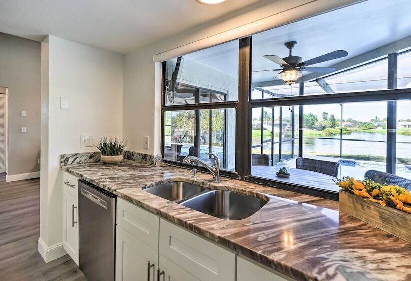 Waterfront Port Richey House W/ Heated Pool!