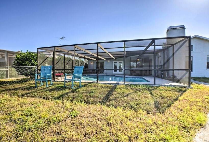 Waterfront Port Richey House W/ Heated Pool!