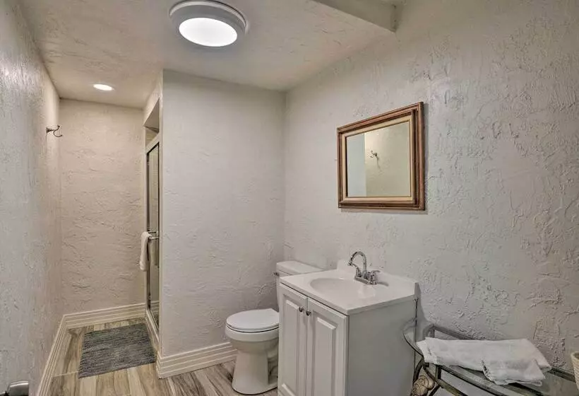 Waterfront Welaka Escape W/ Private Docks!