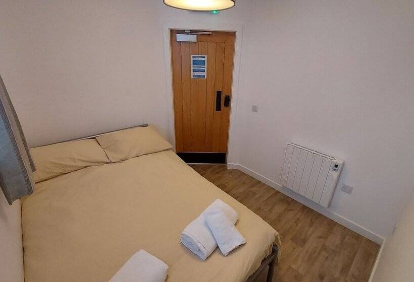 Общежитие Booktown Bunkhouse