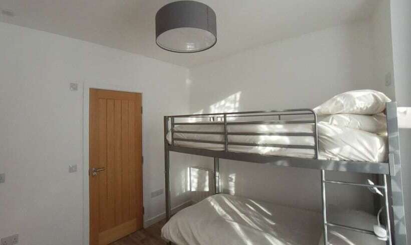 Общежитие Booktown Bunkhouse