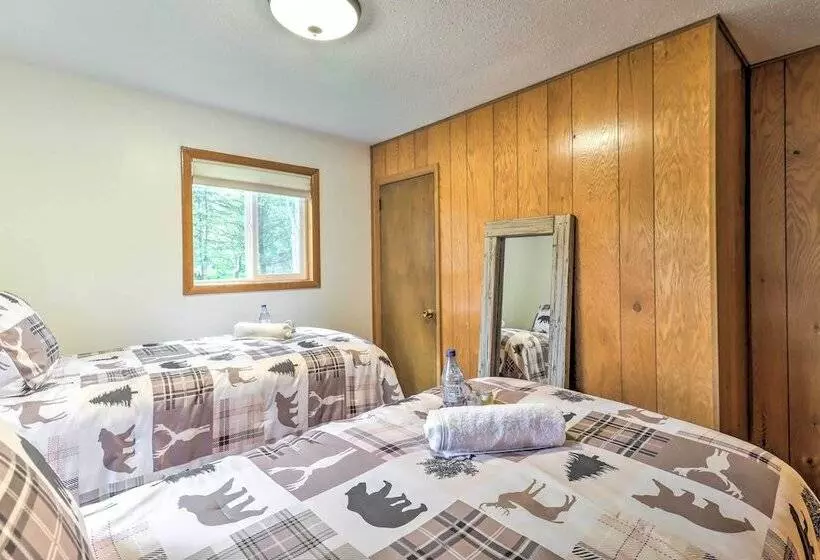 Albrightsville Cottage, Walk To Wolf Run Lake!