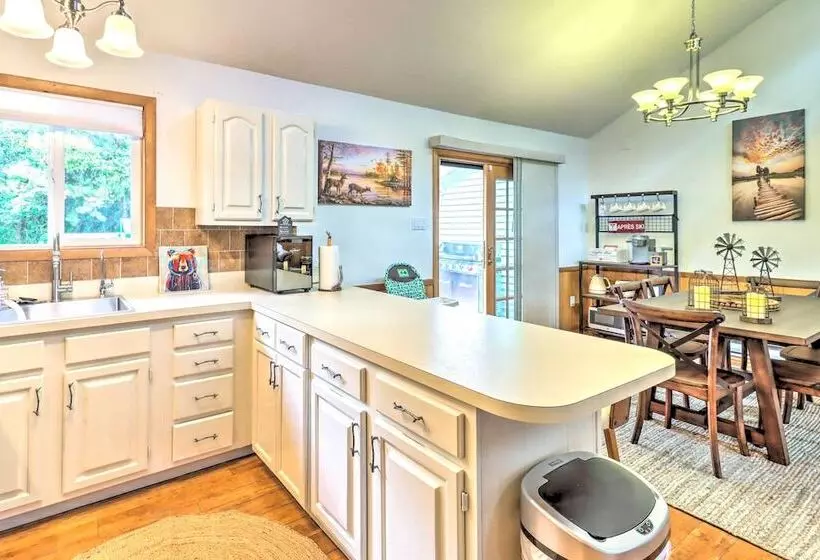 Albrightsville Cottage, Walk To Wolf Run Lake!