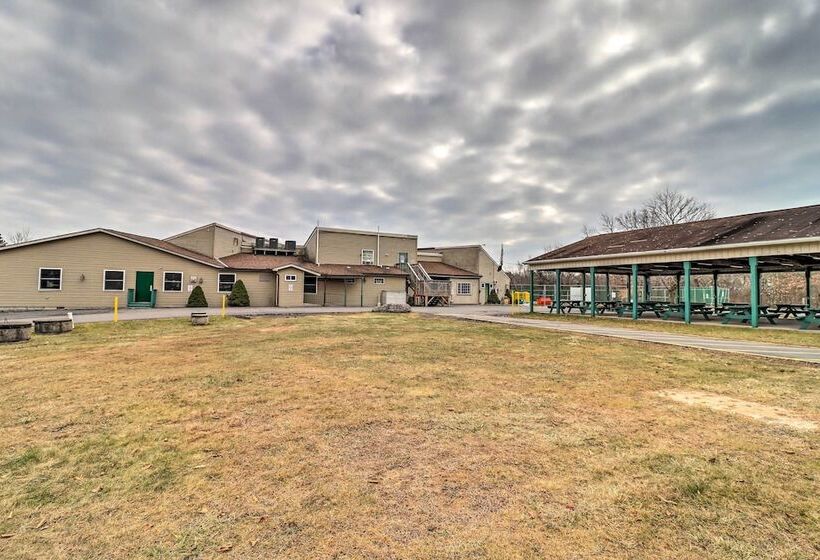 Albrightsville Cottage, Walk To Wolf Run Lake!