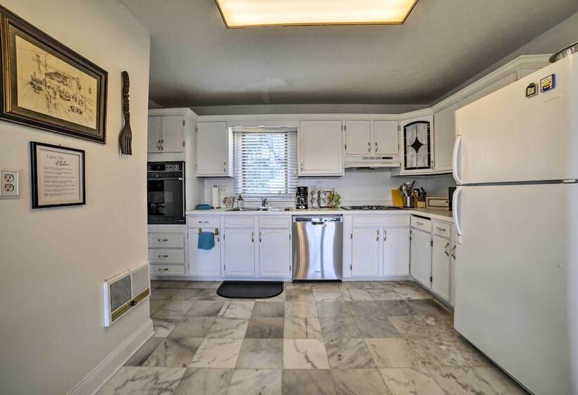 Alpine Lake Resort Home: Stunning Lake Views!