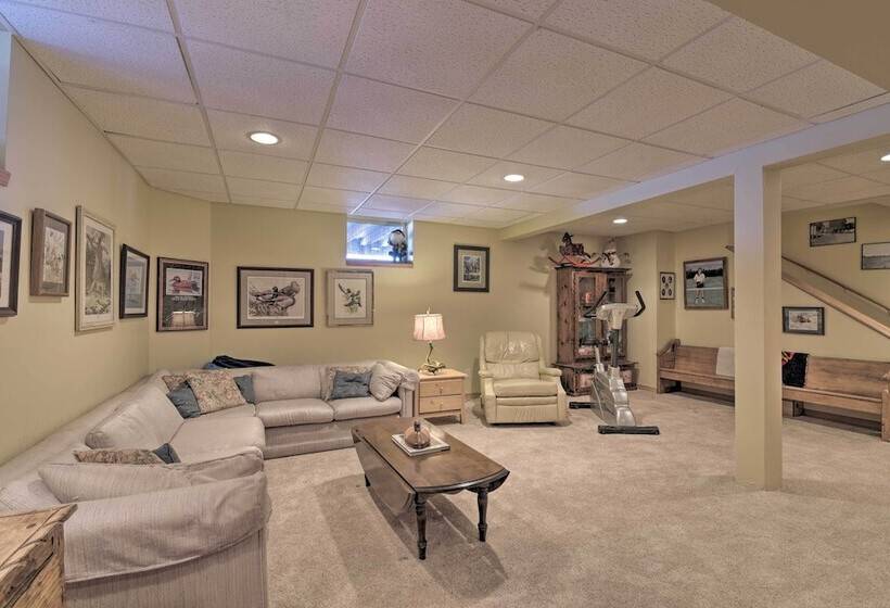 Spacious Angel Fire Cabin < 4 Miles To Resort!