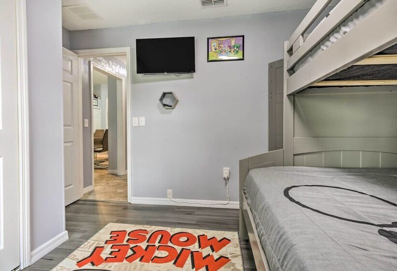 Games, Pool, Golf Course View: Haines City Home