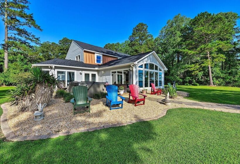 Bayfront Blounts Creek Home: Private Beach + Dock!