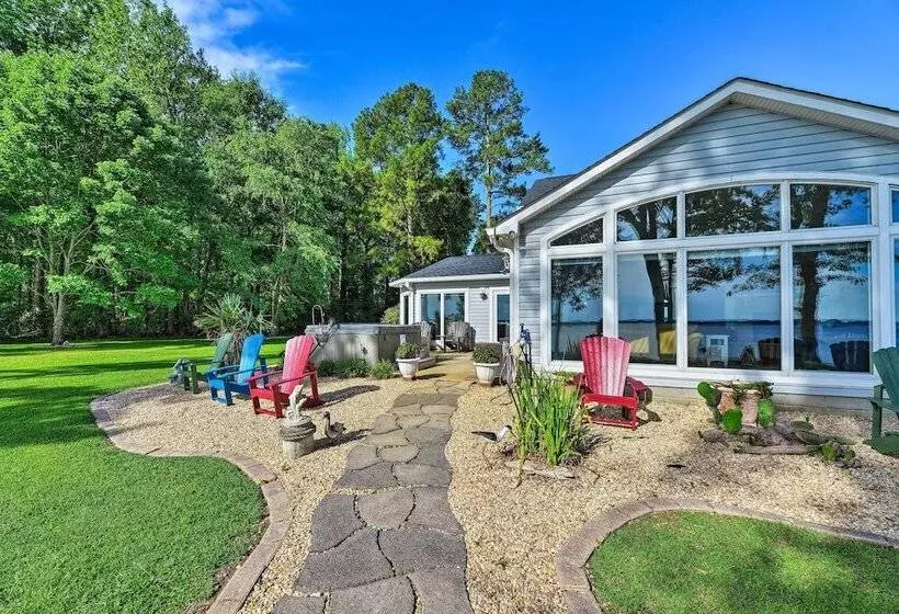 Bayfront Blounts Creek Home: Private Beach + Dock!
